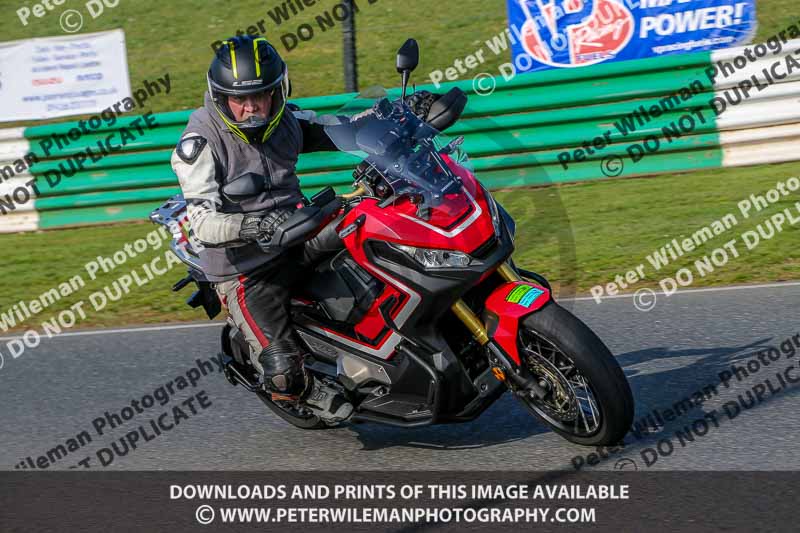 PJM Wedding Photography;enduro digital images;event digital images;eventdigitalimages;mallory park;mallory park photographs;mallory park trackday;mallory park trackday photographs;no limits trackdays;peter wileman photography;racing digital images;trackday digital images;trackday photos